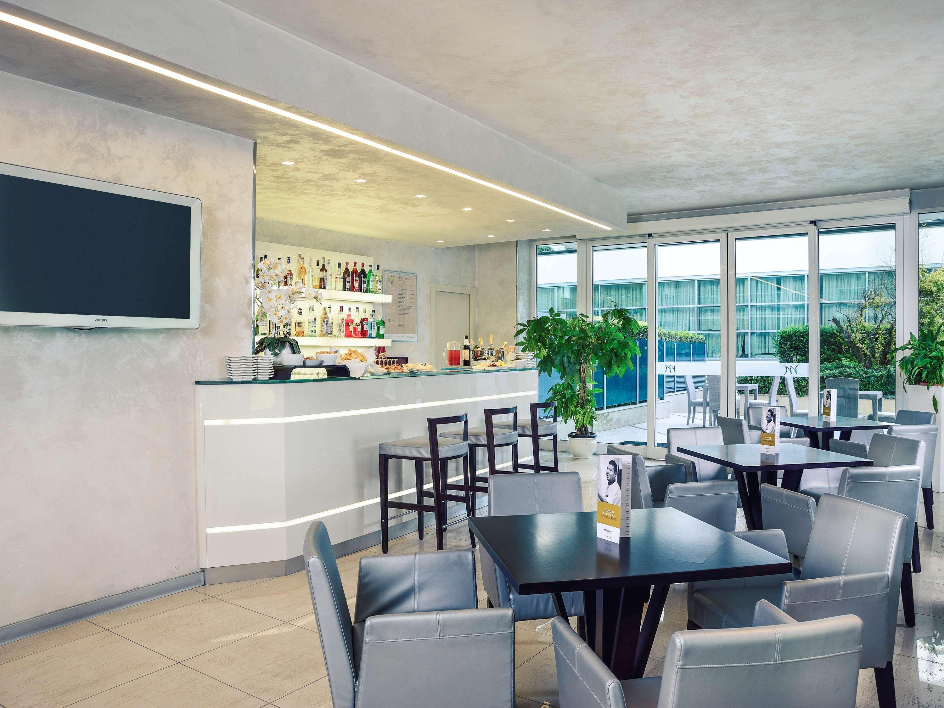 Mercure Hotel Rimini Artis Esterno foto