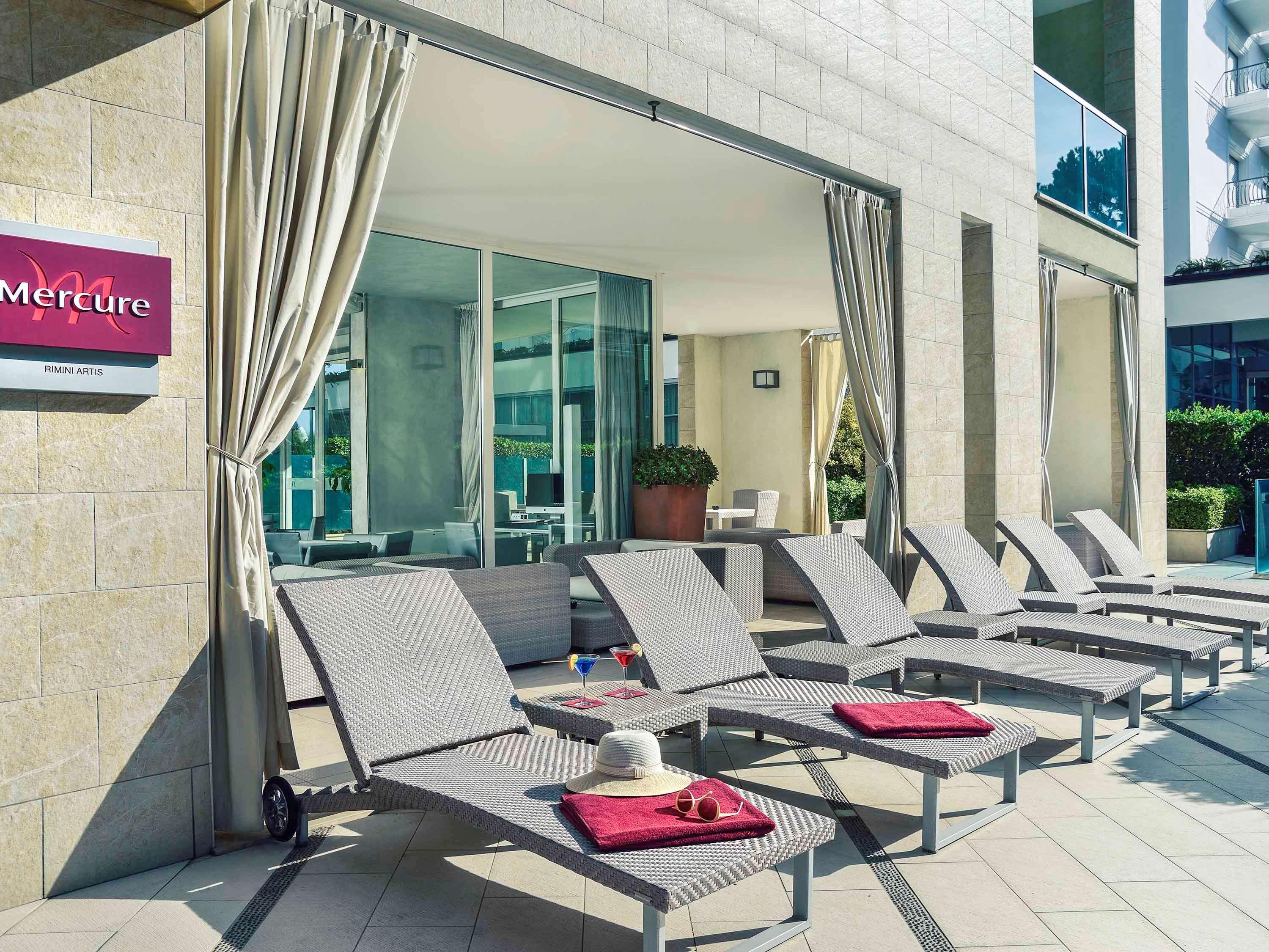 Mercure Hotel Rimini Artis Esterno foto