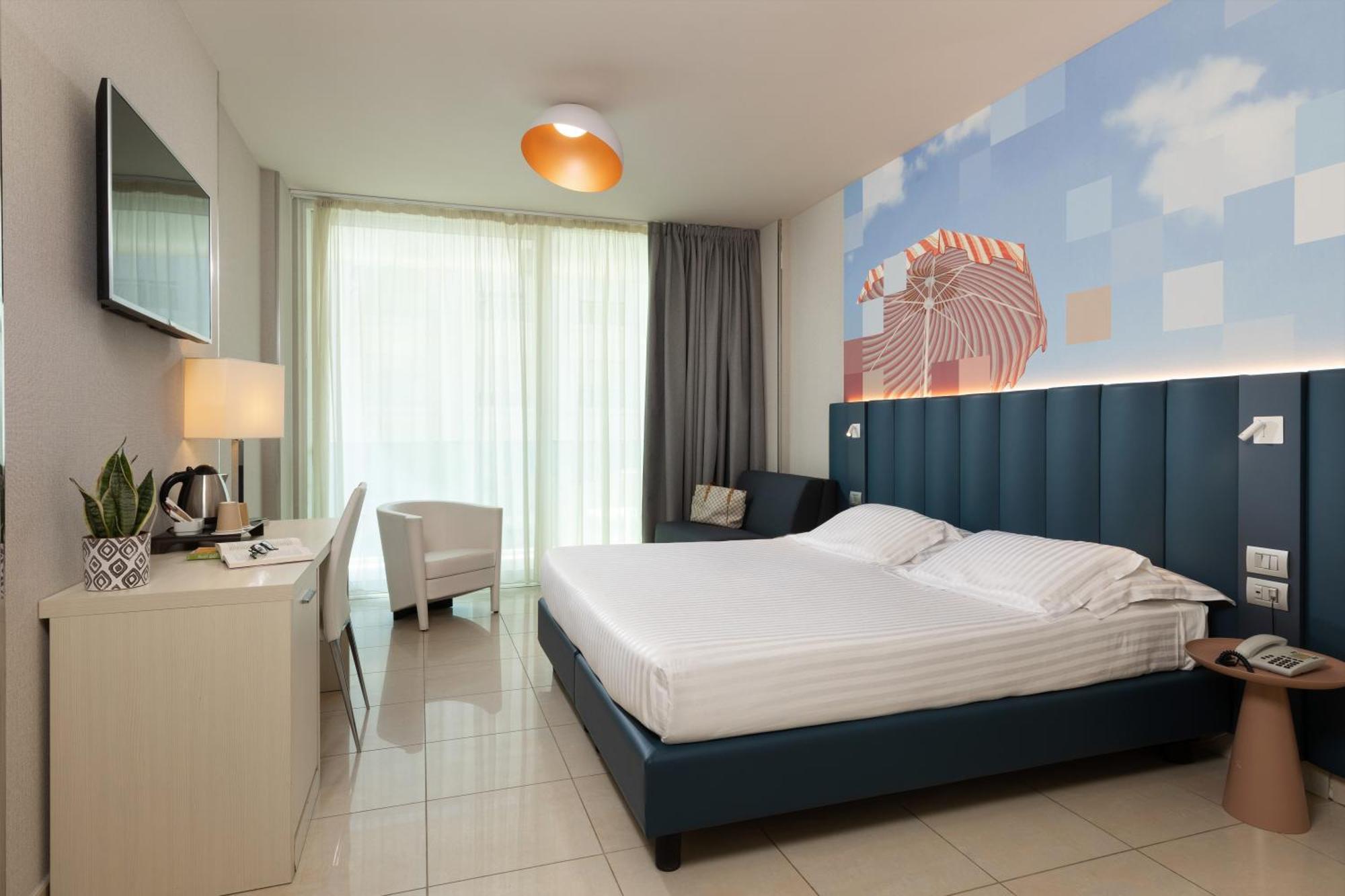 Mercure Hotel Rimini Artis Esterno foto